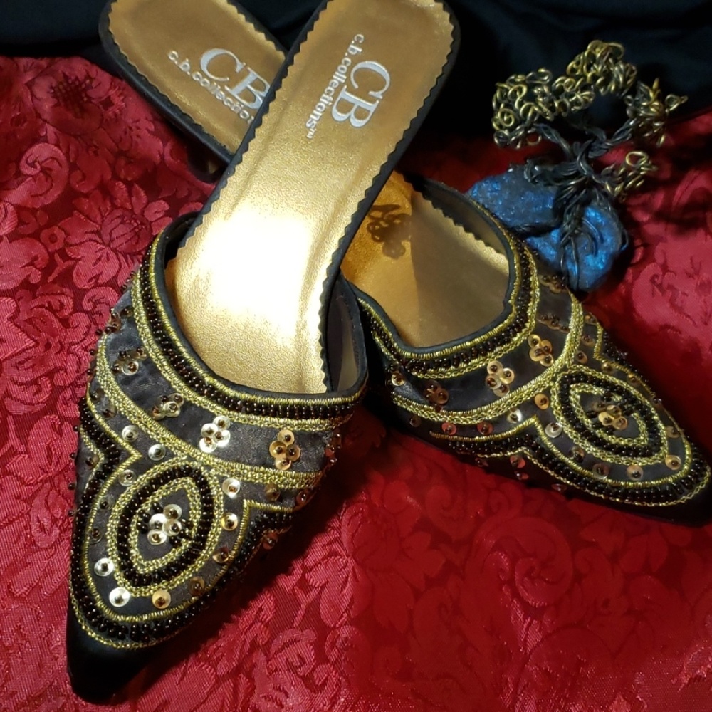 2 for $20 💖 Chocolate & Gold Beaded Heels